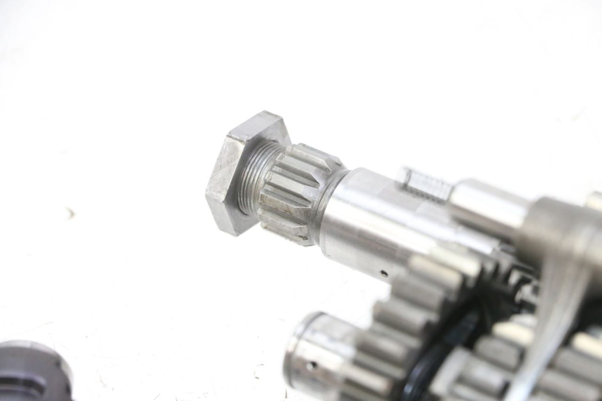 photo de CAMBIO YAMAHA YZF YZ-F 450 (2014 - 2016) - Stato della superficie e materiale