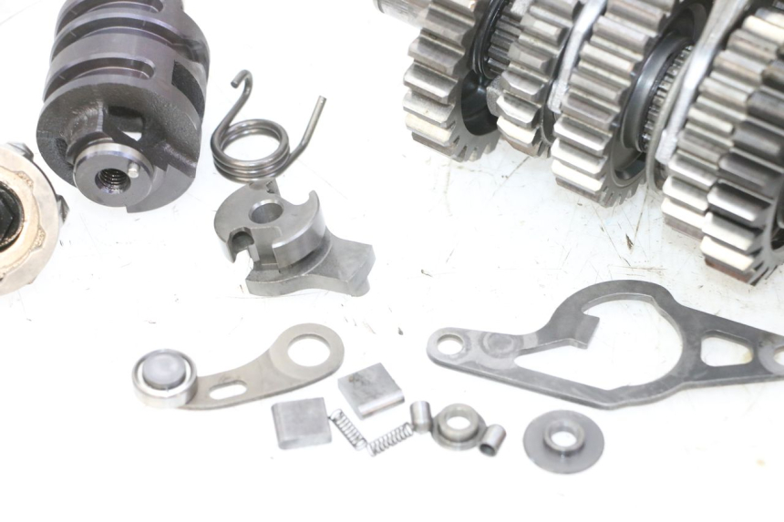 photo de CAMBIO YAMAHA YZF YZ-F 450 (2014 - 2016) - Caratteristiche distintive