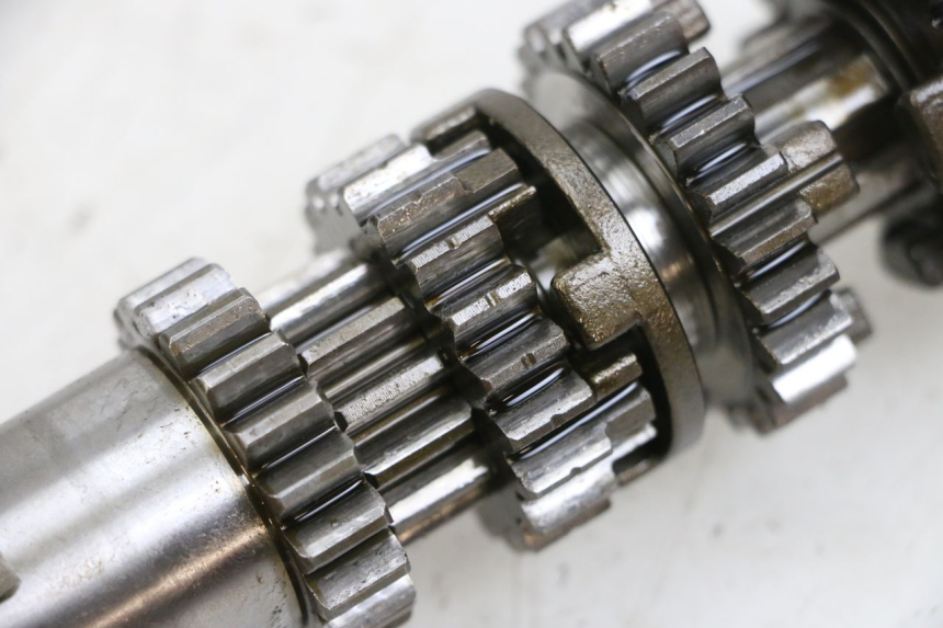 photo de CAMBIO KYMCO ZING 125 (1997 - 2003) - Dettagli dei punti di fissaggio