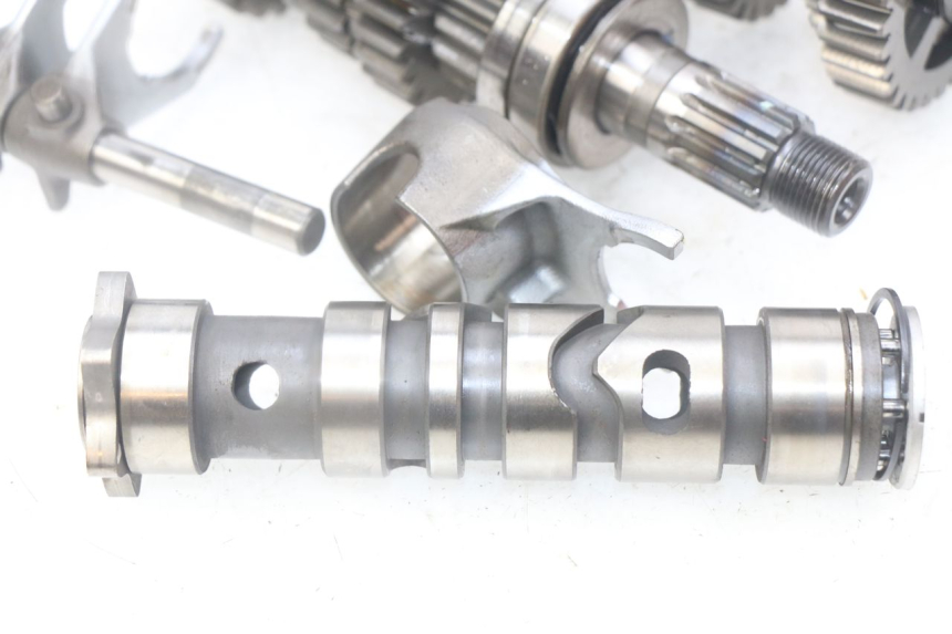 photo de CAMBIO KAWASAKI ZR7 ZR-7 S 750 (1999 - 2004) - Altra vista dell'articolo