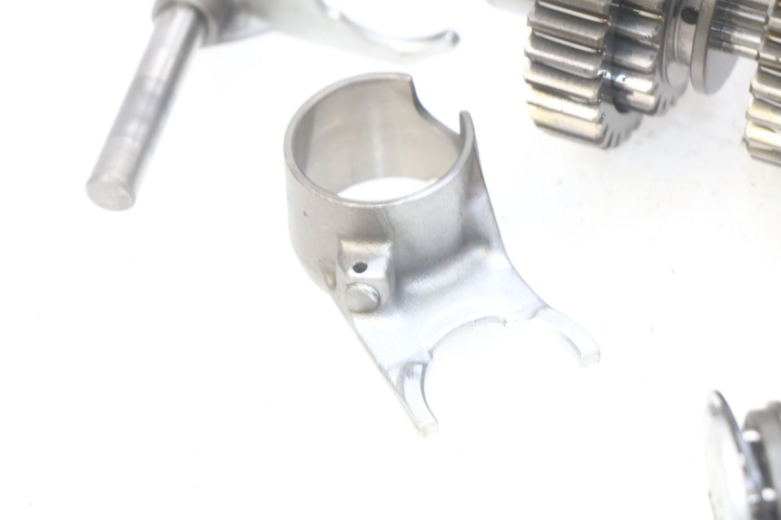 photo de CAMBIO KAWASAKI ZR7 ZR-7 S 750 (1999 - 2004) - Zoom sui componenti