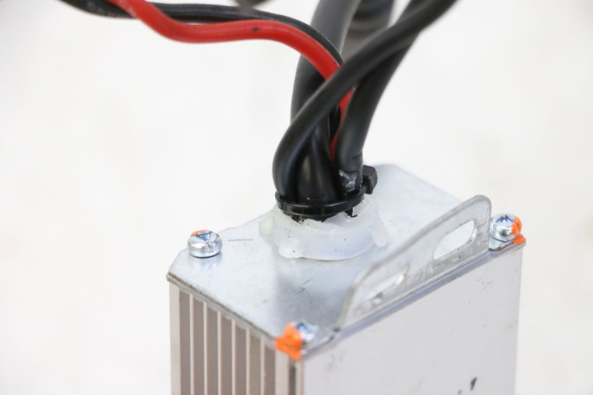 photo de BOITIER CDI URBANGLIDE 100XS 1 - Zoom sullo stato d'uso