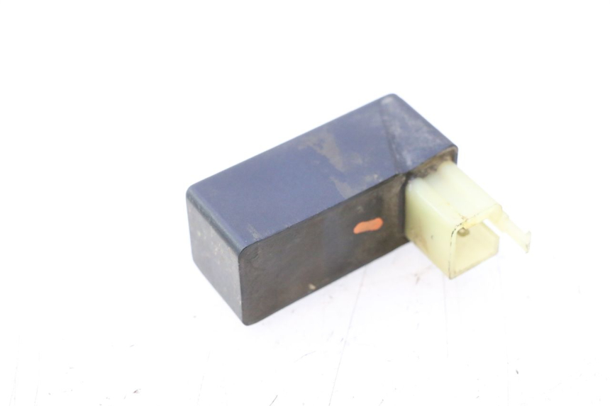 photo de CENTRALINA CDI PEUGEOT 103 SPX CLIP 50 (1989 - 1992) - Primo piano tecnico