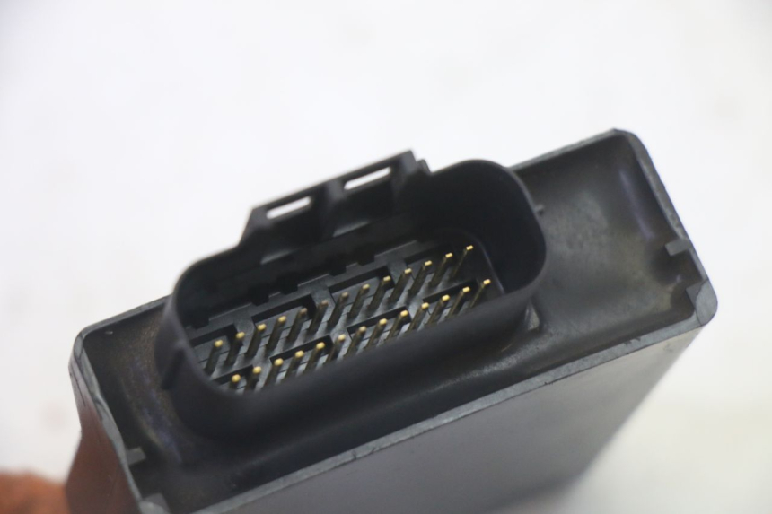 photo de CENTRALINA CDI SUZUKI BURGMAN 125 (2007 - 2014) - Altra angolazione