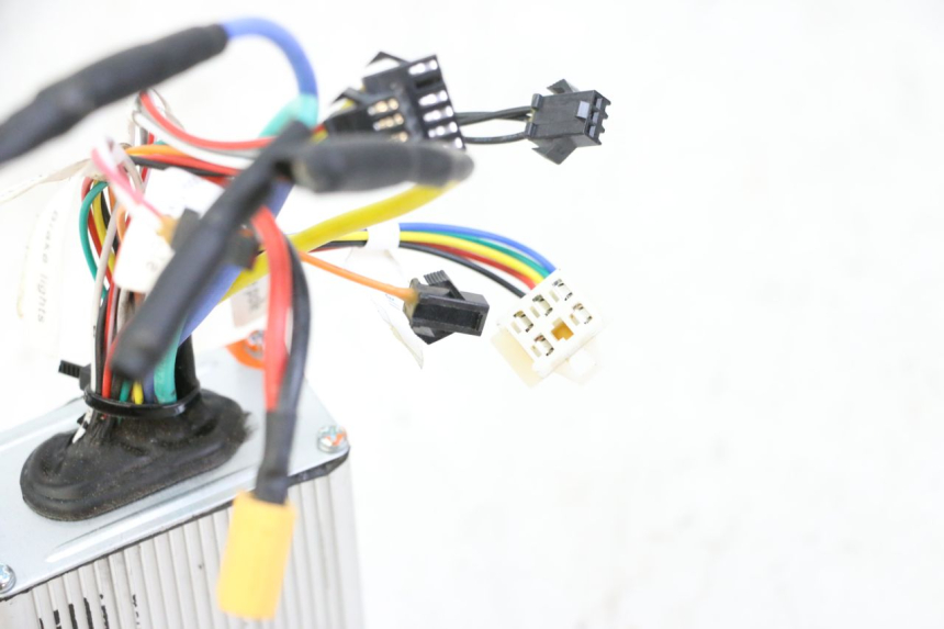 photo de CENTRALINA CDI URBANGLIDE E-CROSS PRO 1 - Altra angolazione