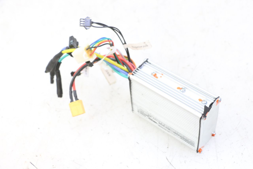 photo de CENTRALINA CDI URBANGLIDE E-CROSS PRO 1 - Primo piano tecnico