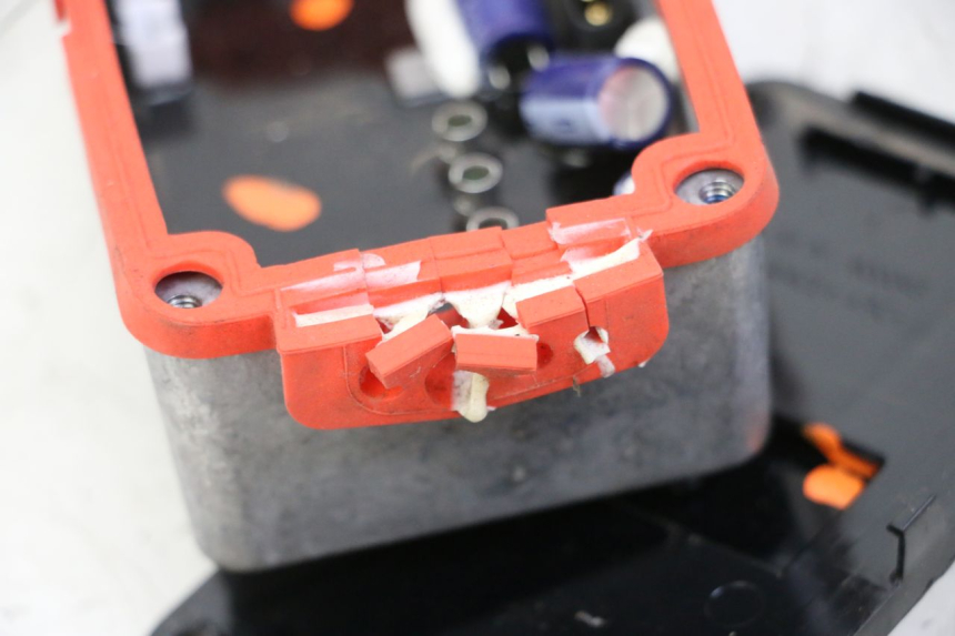 photo de BOITIER CDI SEGWAY NINEBOT E2 1 - Primo piano ad alta risoluzione