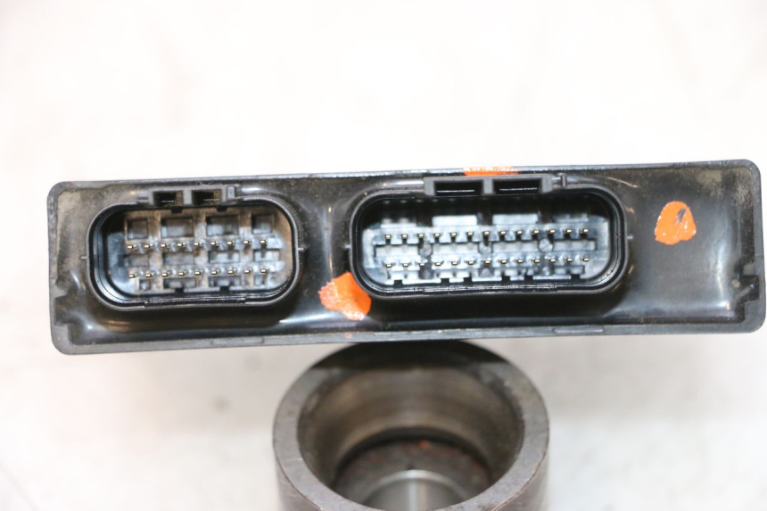 photo de CENTRALINA CDI KAWASAKI ER-6 ER6 F ABS 650 (2012 - 2016) - Primo piano tecnico