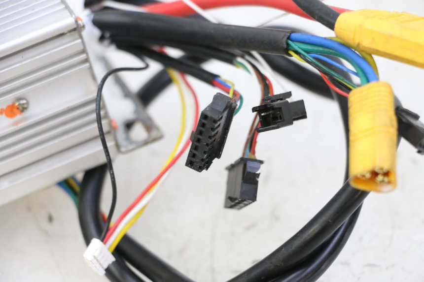 photo de CENTRALINA CDI KUKIRIN G2 MASTER 1 - Altra angolazione