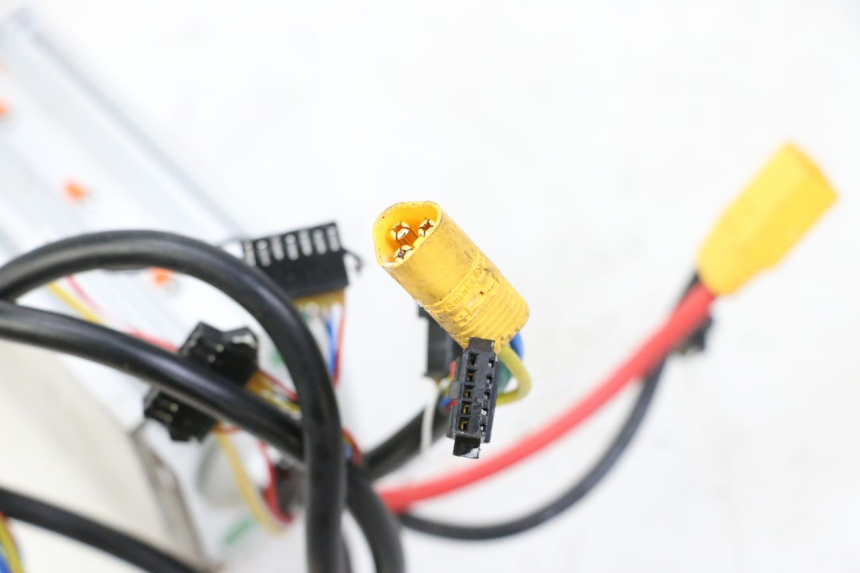 photo de CENTRALINA CDI KUKIRIN G2 MASTER 1 - Vista d'insieme del prodotto