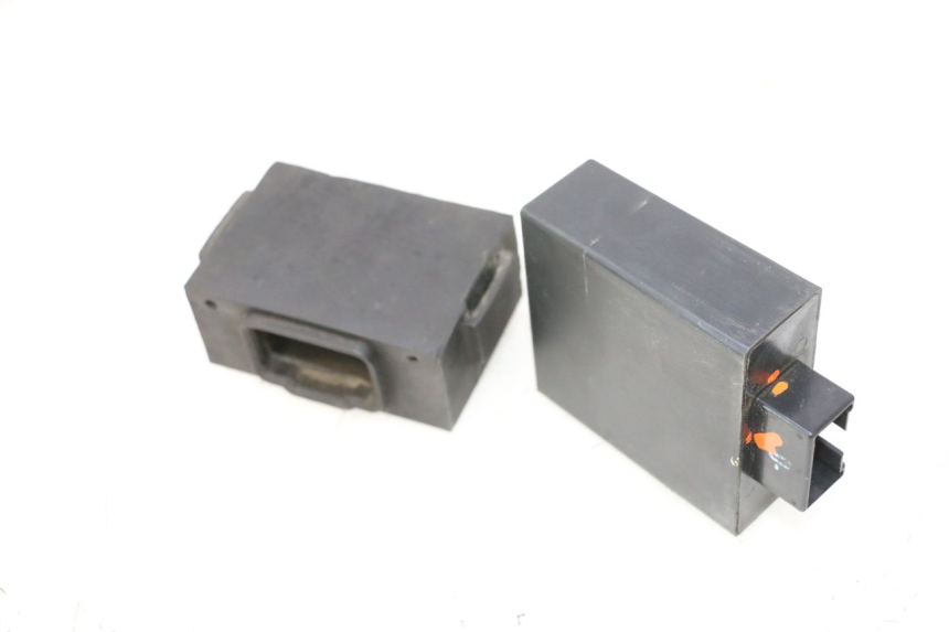 photo de CENTRALINA CDI KAWASAKI GPX F ZX750F 750 (1986 - 1990) - Altra angolazione