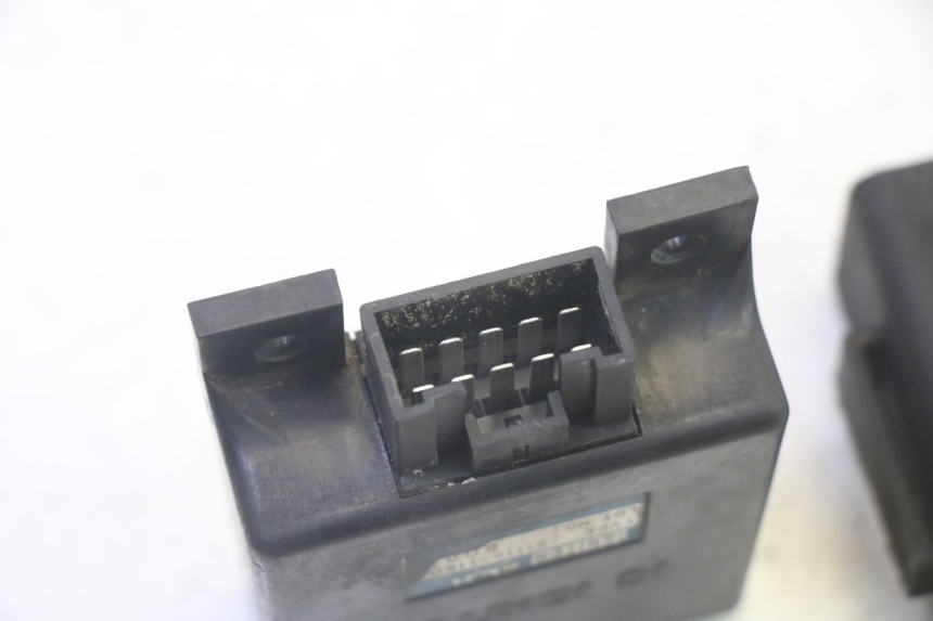 photo de CENTRALINA CDI KAWASAKI GPX R WARBIRD 600 (1988 - 1993) - Altra angolazione