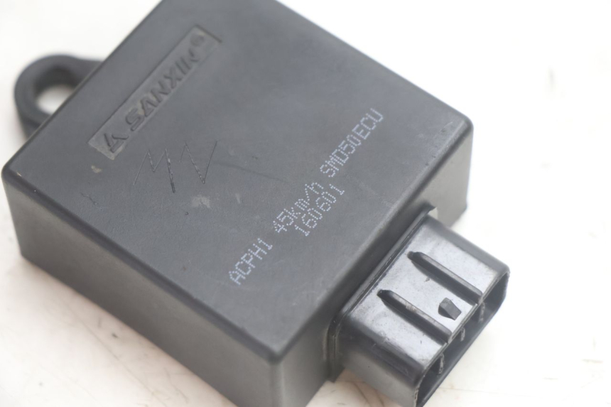 photo de CENTRALINA CDI PEUGEOT KISBEE 2T 50 (2010 - 2017) - Dettaglio del componente