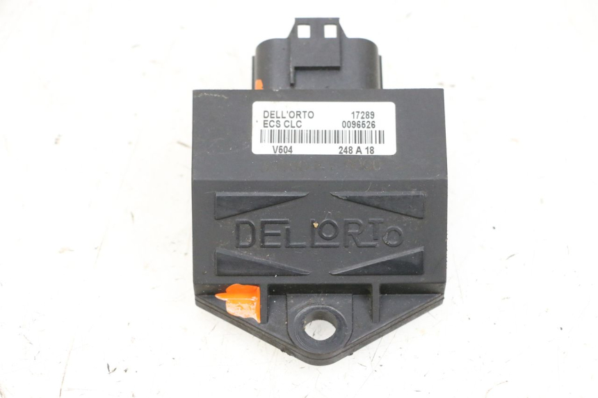 photo de CENTRALINA CDI JM MOTORS OLDIES GT 4T 50 (2018 - 2025) - Primo piano tecnico