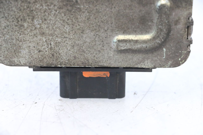 photo de CENTRALINA CDI HONDA PCX (JF57/JF64) 125 (2014 - 2018) - Primo piano tecnico