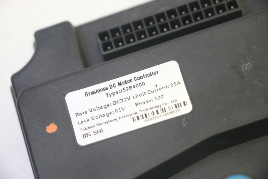 photo de CENTRALINA CDI EFUN PUSA 1 - Dettagli dei punti di fissaggio