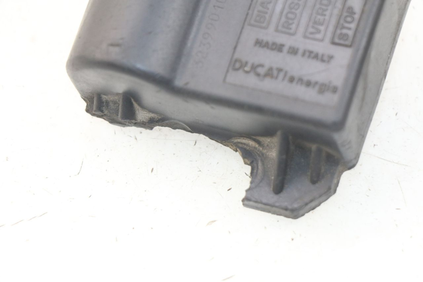 photo de Centralina CDI RIEJU RR 50 (1998 - 2007) - Altra angolazione