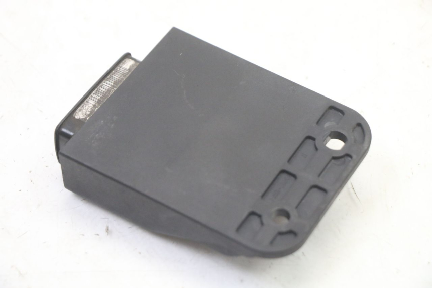 photo de CENTRALINA CDI APRILIA SCARABEO GT TOURING 125 (1999 - 2005) - Primo piano tecnico