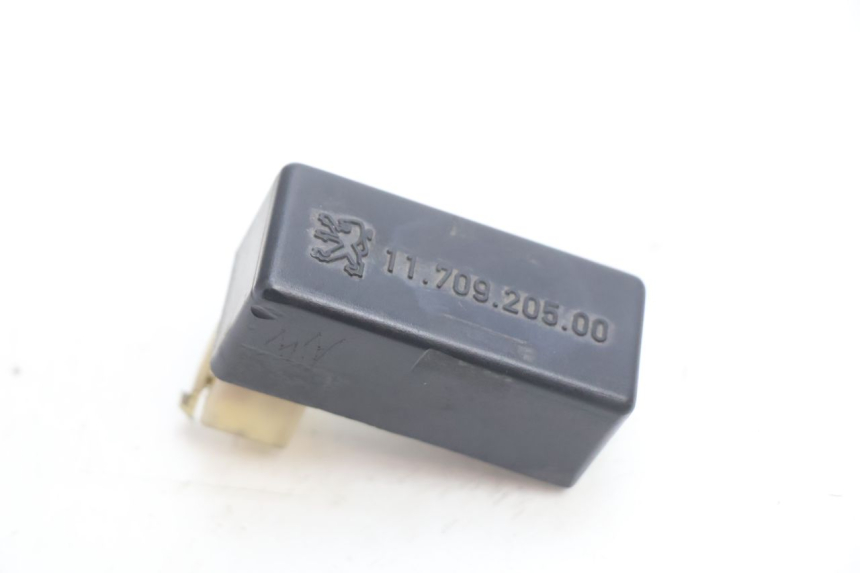 photo de CENTRALINA CDI PEUGEOT SPEEDFIGHT LC 50 (1996 - 2002) - Altra angolazione