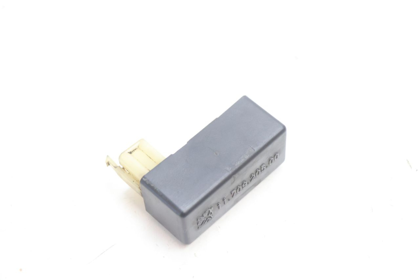 photo de CENTRALINA CDI PEUGEOT SPEEDFIGHT LC 50 (1996 - 2002) - Primo piano tecnico