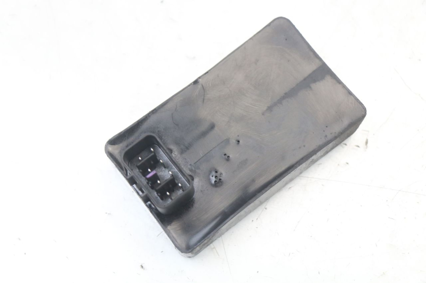 photo de CENTRALINA CDI KYMCO SUPER 8 125 (2008 - 2015) - Dettagli dei punti di fissaggio