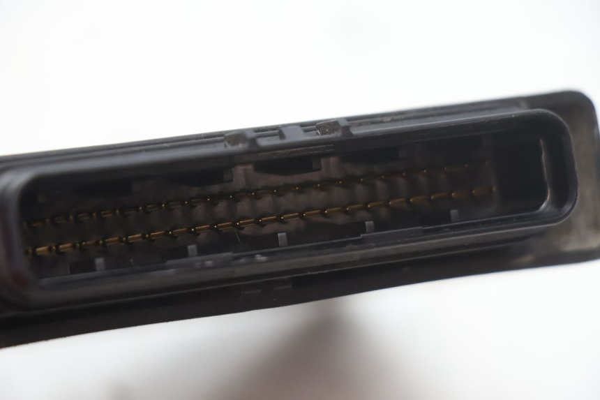 photo de CENTRALINA CDI SUZUKI SV S 650 (2003 - 2009) - Primo piano tecnico