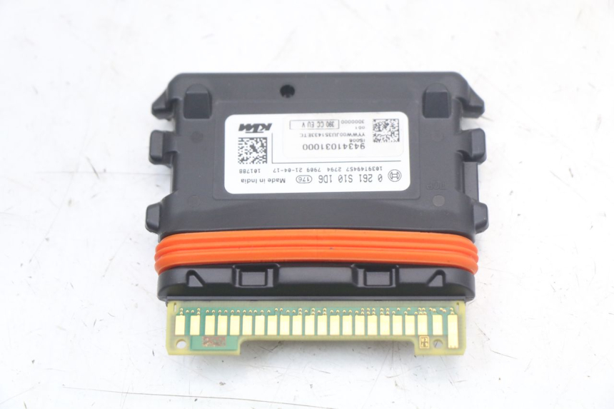 photo de CENTRALINA CDI HUSQVARNA SVARTPILEN 401 (2018 - 2023) - Zoom sullo stato d'uso