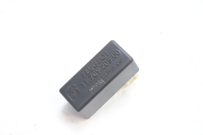 photo de Centralina CDI PEUGEOT TREKKER 50 (1995 - 2004) - Altra angolazione