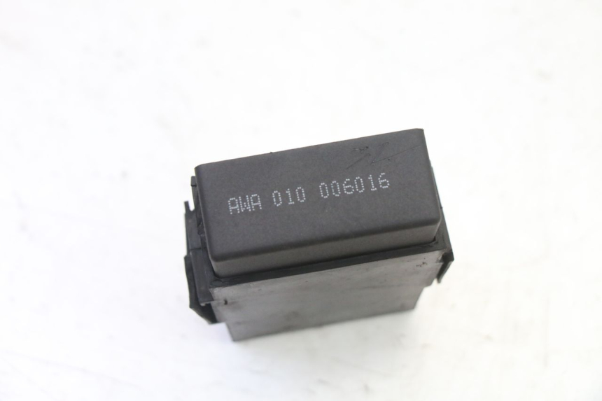 photo de CENTRALINA CDI PEUGEOT VIVACITY NEW 4T 50 (2008 - 2017) - Primo piano tecnico