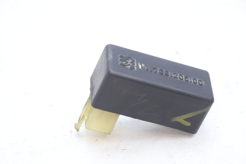 photo de CENTRALINA CDI PEUGEOT VIVACITY 50 (2004 - 2009) - Altra angolazione
