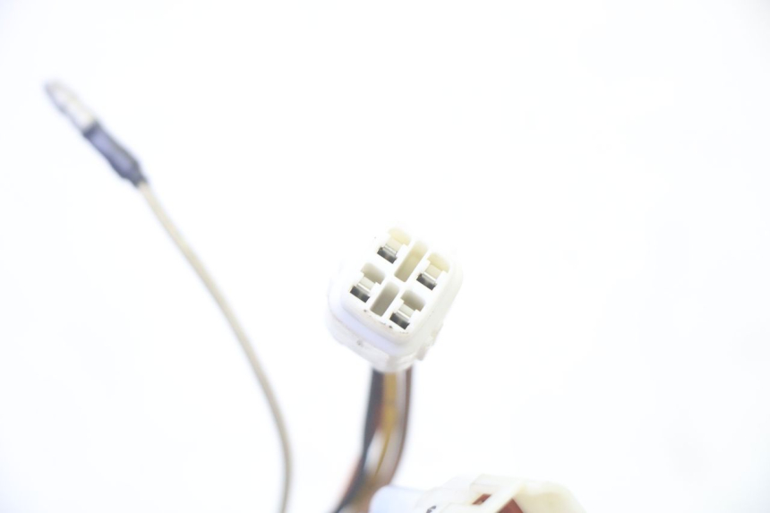 photo de CENTRALINA CDI YAMAHA YP MAJESTY 125 (2007 - 2010) - Stato della superficie e materiale