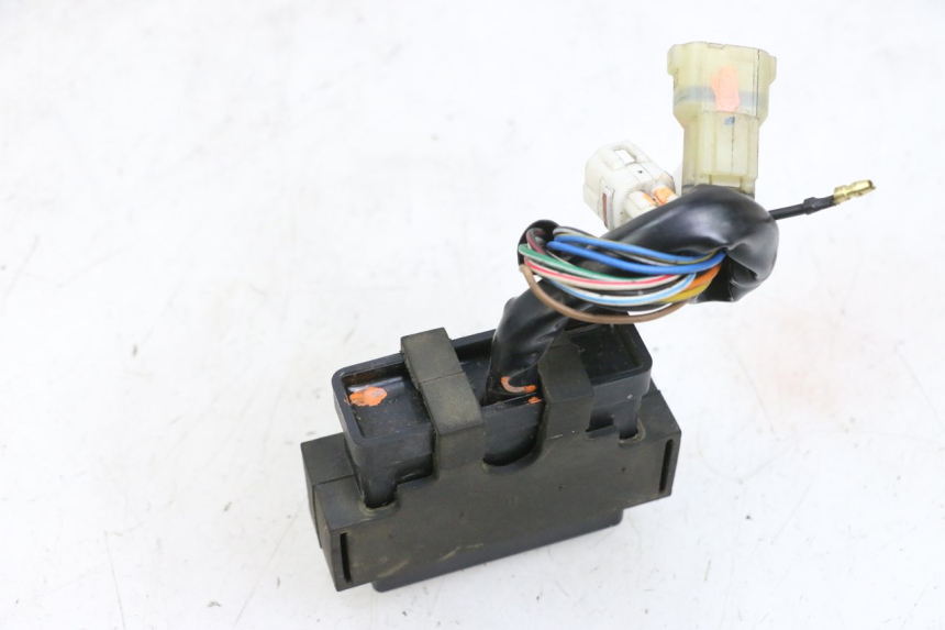 photo de CENTRALINA CDI YAMAHA YP MAJESTY 125 (2002 - 2006) - Primo piano tecnico