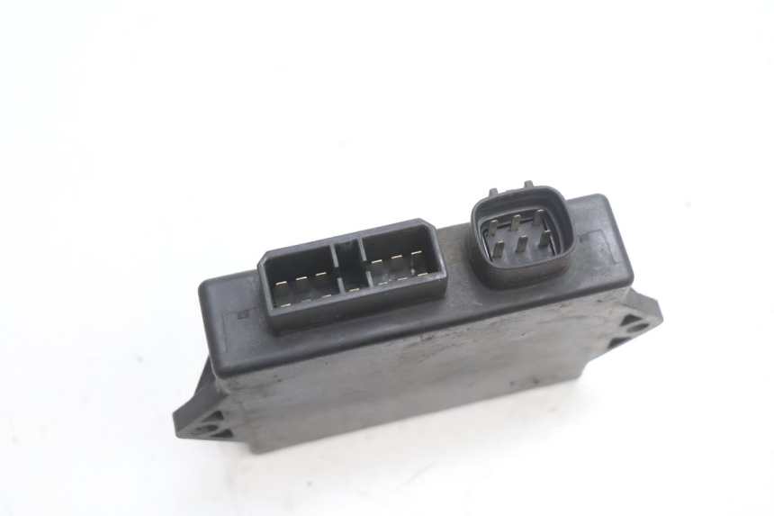 photo de CENTRALINA CDI YAMAHA YZF R GENESIS 750 (1993 - 1998) - Primo piano tecnico