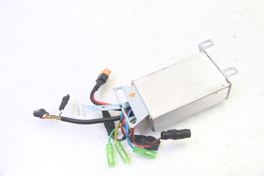 photo de CENTRALINA CDI MOOVWAY Z8 1 - Altra angolazione