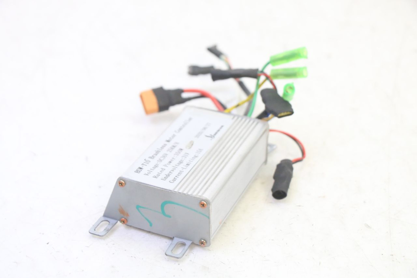 photo de CENTRALINA CDI MOOVWAY Z8 1 - Primo piano tecnico