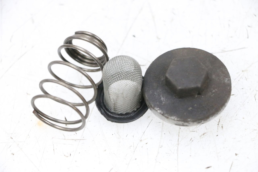 photo de TAPPO OLIO MOTORE KYMCO AGILITY CITY 4T 50 (2008 - 2016) - Dettaglio del componente