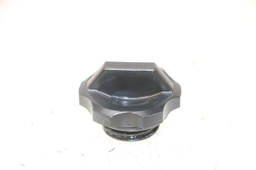 photo de TAPPO OLIO MOTORE HONDA CB R 1000 (2018 - 2023) - Vista principale