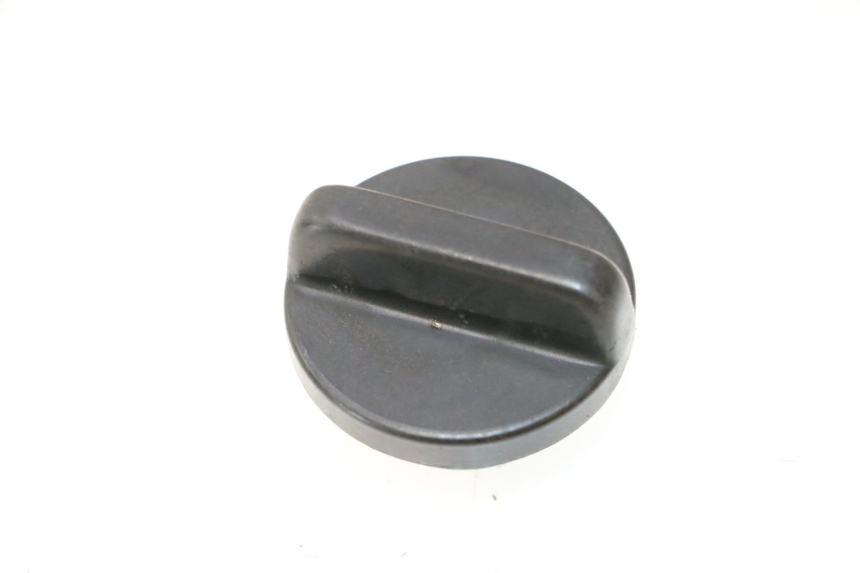 photo de TAPPO OLIO MOTORE YAMAHA FJR 1300 (2001 - 2005) - Dettaglio del componente