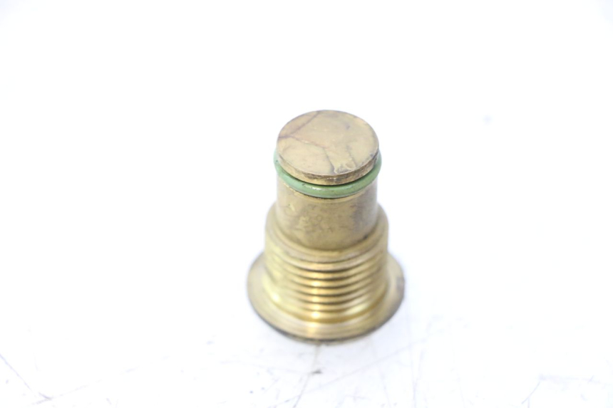 photo de TAPPO OLIO MOTORE GILERA GP 800 (2007 - 2013) - Zoom sullo stato d'uso