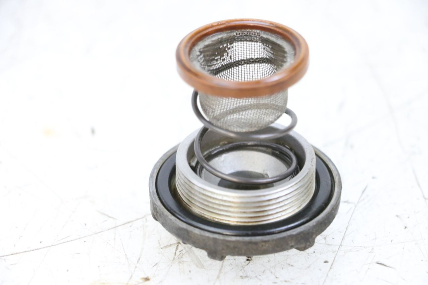 photo de TAPPO OLIO MOTORE YAMAHA NEOS NEO'S 4T 50 (2008 - 2016) - Zoom sullo stato d'uso