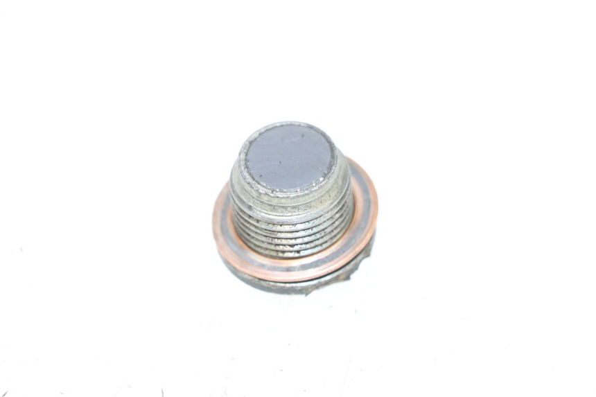 photo de TAPPO OLIO MOTORE PEUGEOT SATELIS COMPRESSOR K15 125 (2006 - 2009) - Vista principale