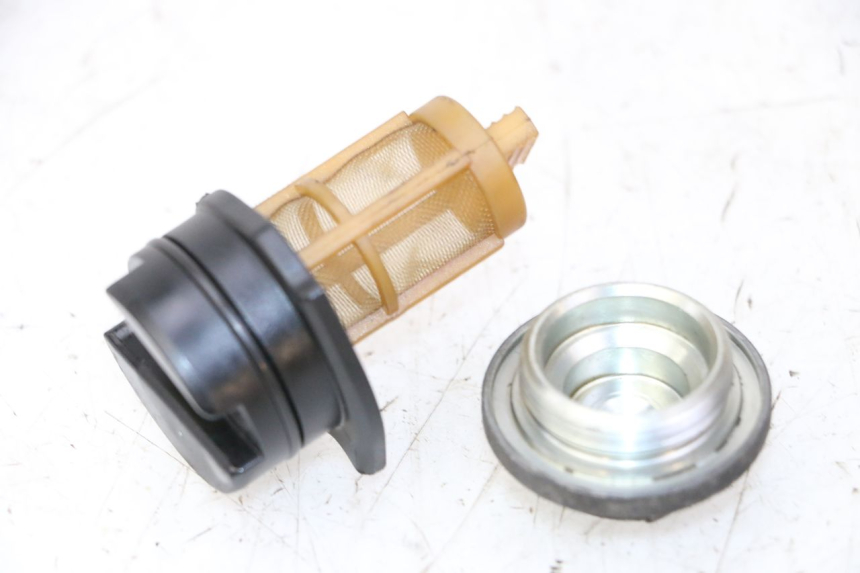 photo de TAPPO COPERCHIO OLIO PIAGGIO XEVO - X EVO 125 (2007 - 2017) - Dettaglio del componente