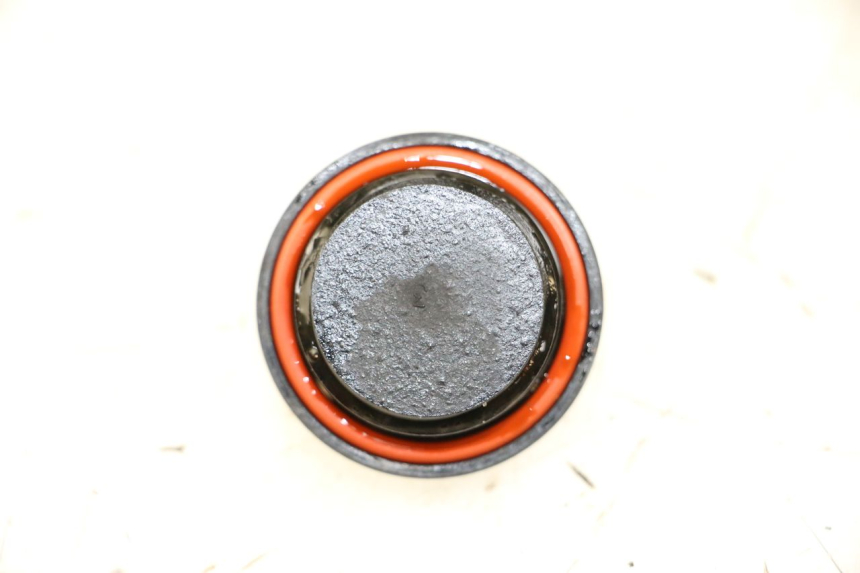 photo de TAPPO OLIO MOTORE YAMAHA XJ600 XJ DIVERSION 600 (1992 - 1997) - Dettaglio del componente