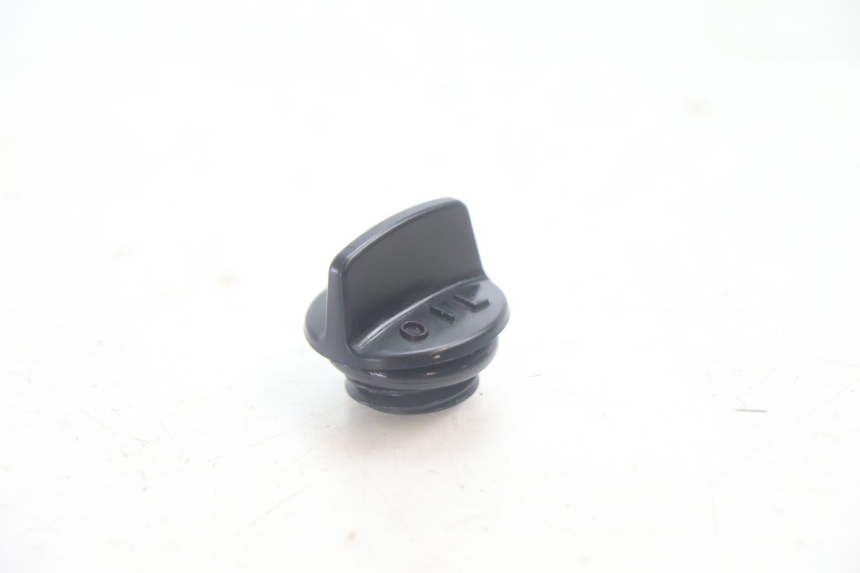 photo de TAPPO OLIO MOTORE HONDA XLV VARADERO 125 (2007 - 2012) - Vista principale