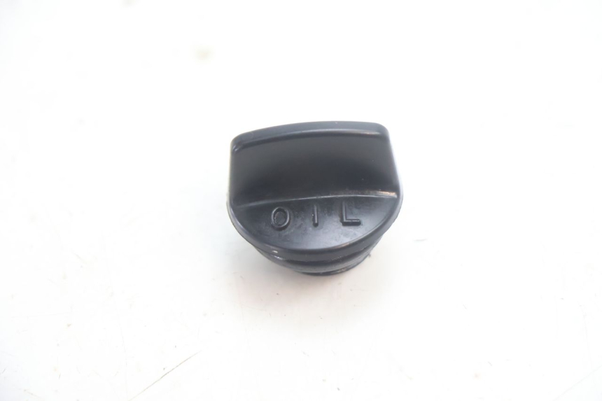 photo de TAPPO OLIO MOTORE HONDA XLV VARADERO 125 (2007 - 2012) - Dettaglio del componente