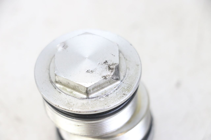 photo de TAPPO FORCELLA HONDA CBF 500 (2004 - 2007) - Zoom sullo stato d'uso