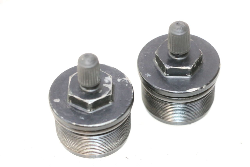 photo de TAPPO FORCELLA SUZUKI DR S 600 (1985 - 1989) - Altra angolazione