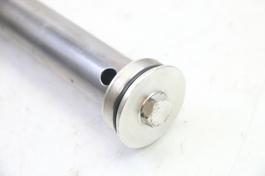 photo de TAPPO FORCELLA BMW G310 R 310 (2016 - 2020) - Altra angolazione