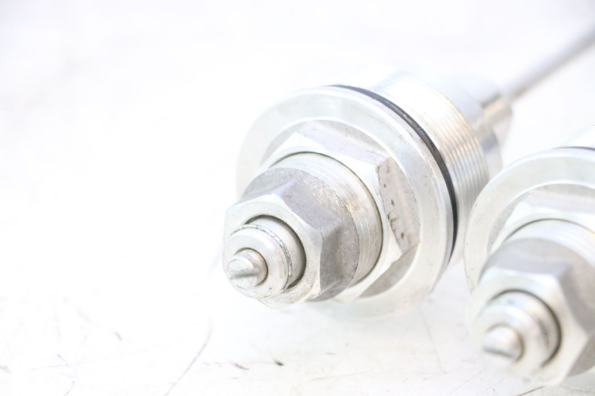 photo de TAPPO FORCELLA DUCATI SS IE DS CARENEE 1000 (2002 - 2006) - Marcature e riferimenti originali