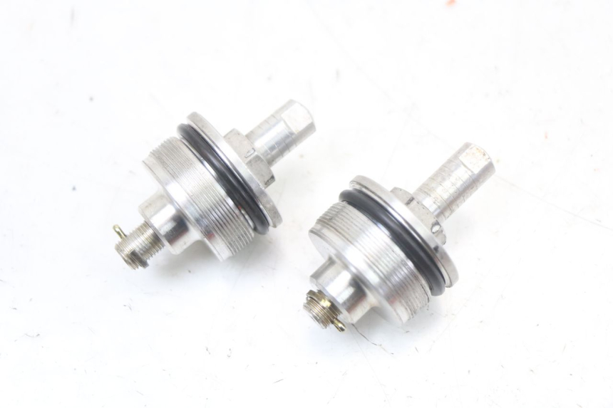 photo de TAPPO FORCELLA SUZUKI SV S 650 (1999 - 2002) - Vista principale